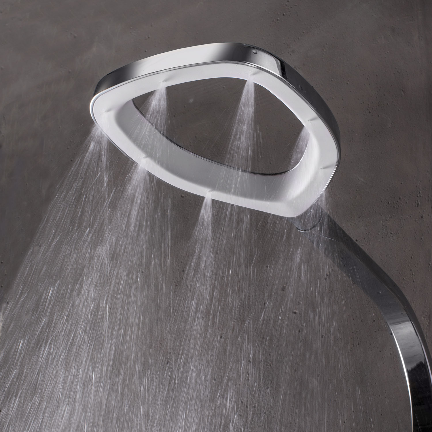 Schnell lieferbare moderne Duscharmatur Aquamaxx Splash in weiß von Breuer - Detail Duschkopf an
