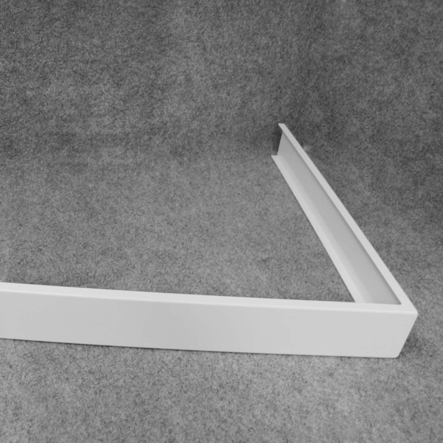 FlatLineDesign_Schuerze-REW Aluminiumschürze für Rechteckwannen