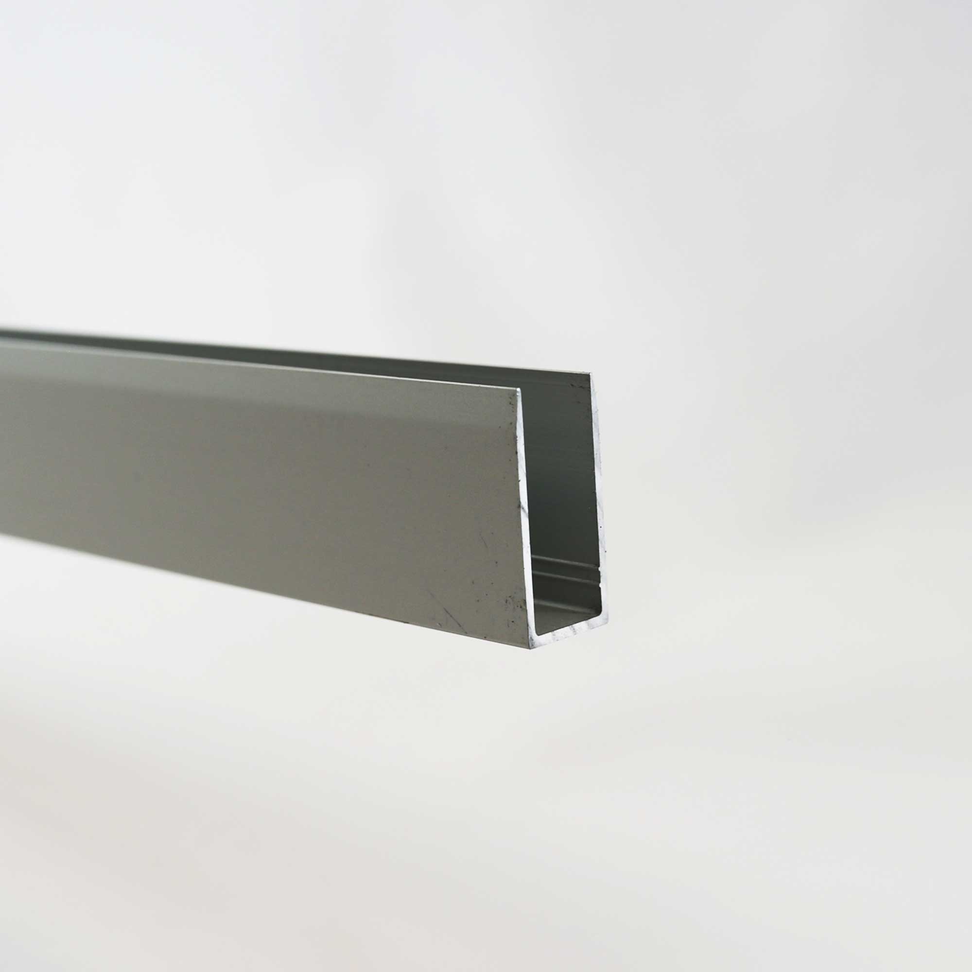 Wandanschlussprofil, gerade, senkrecht, 2000 mm,