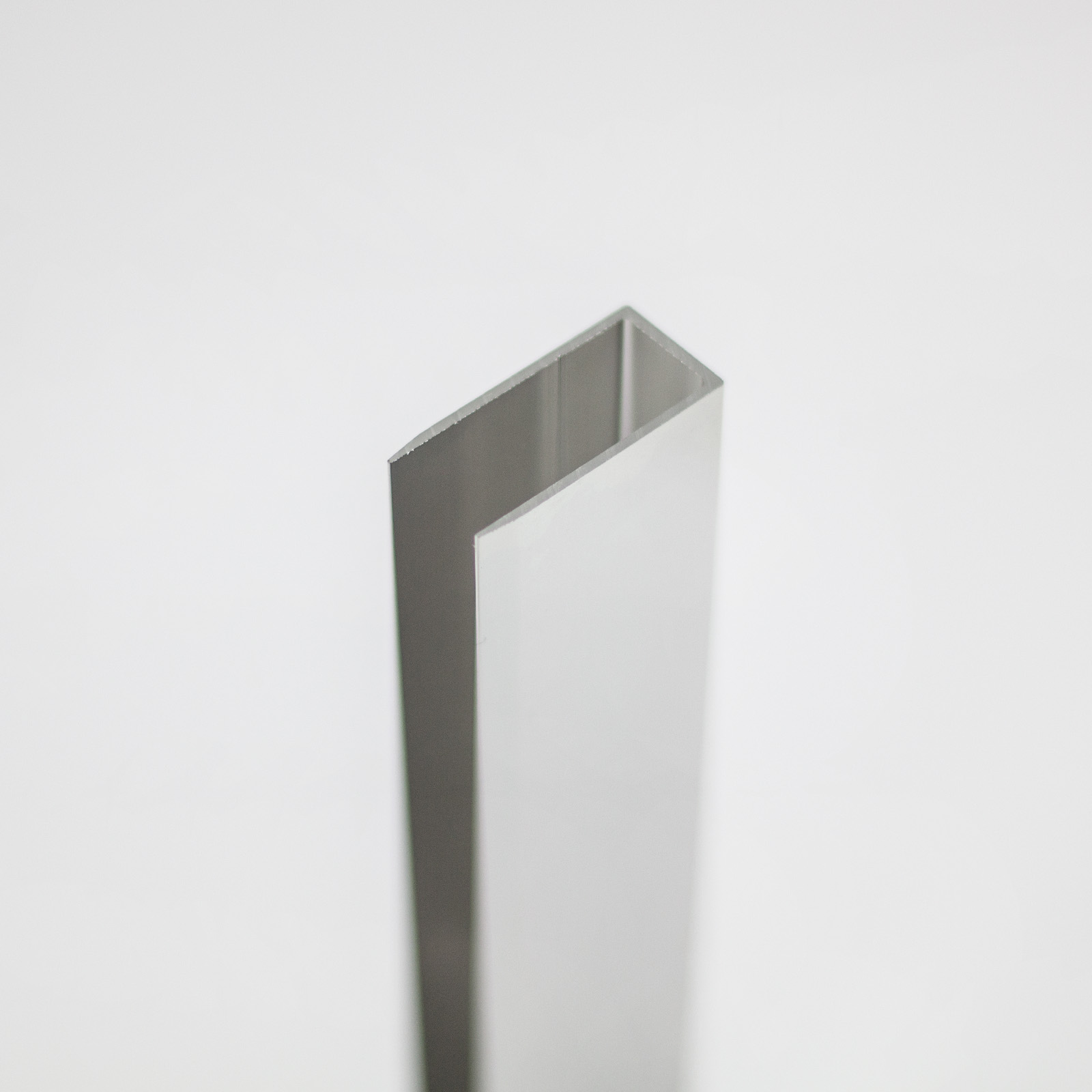 Wandanschlussprofil, gerade, senkrecht, 2000 mm,